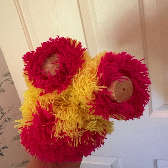 Vintage Yellow and Pink Ostrich Marionette String Puppet. Y2K - Picture 3 of 7